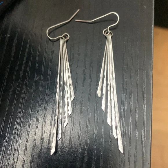 90s vintage cascading 🌊 earrings - Picture 1 of 3